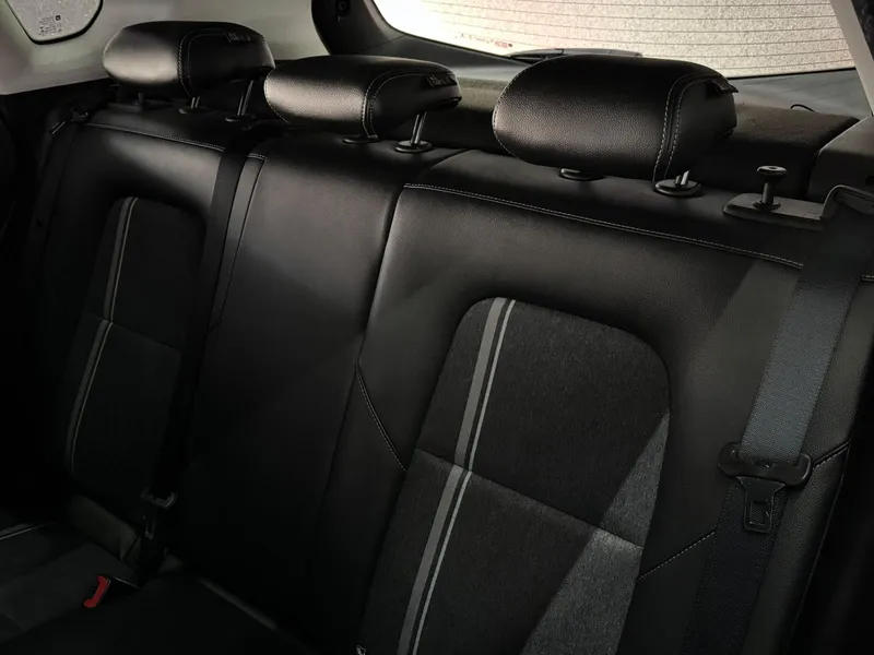 Chevrolet Tracker Cinza