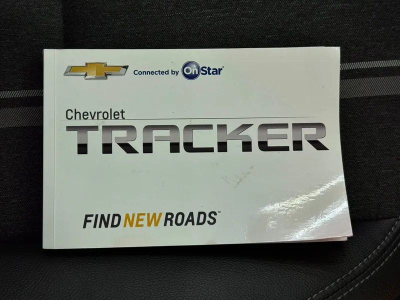 Chevrolet Tracker Cinza