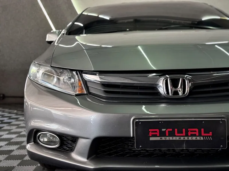 Honda Civic Cinza