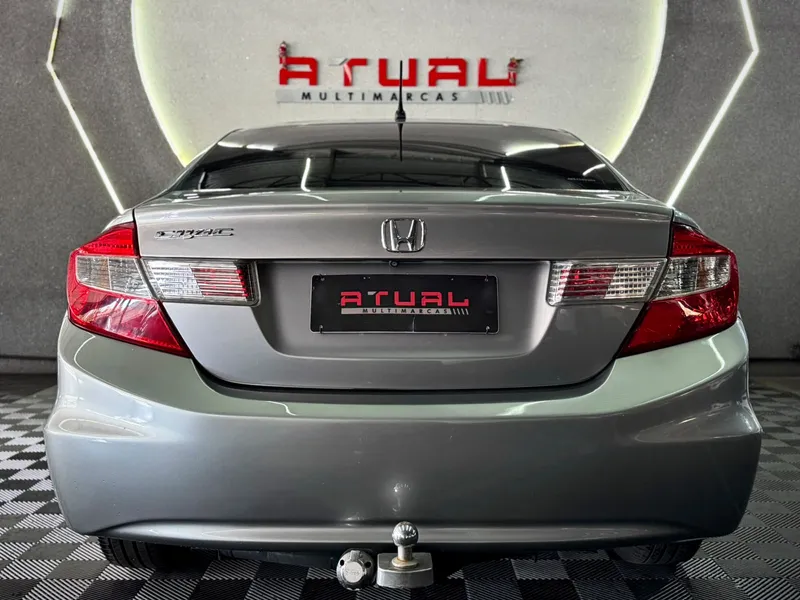 Honda Civic Cinza
