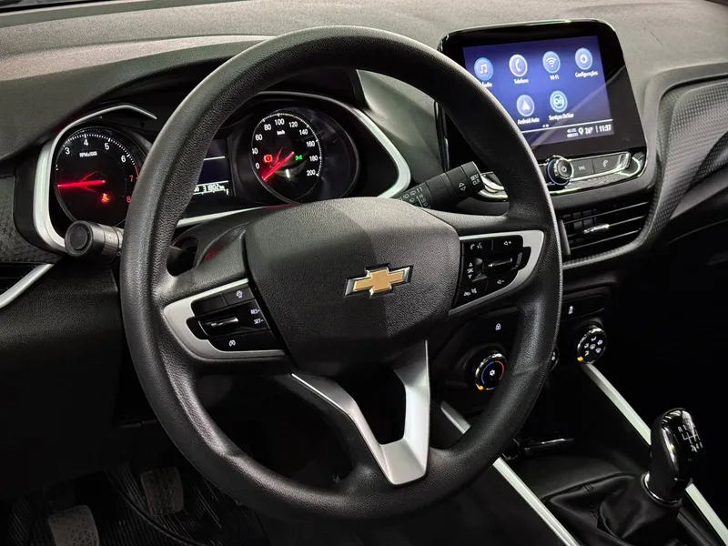 Chevrolet Onix Prata