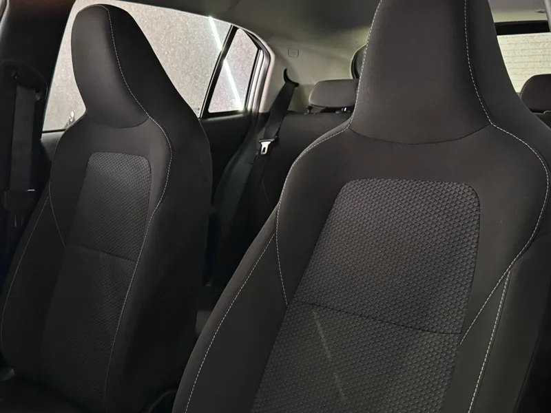 Chevrolet Onix Prata