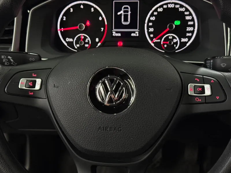 Volkswagen Polo Preto