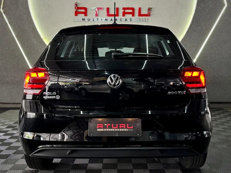Volkswagen Polo Preto