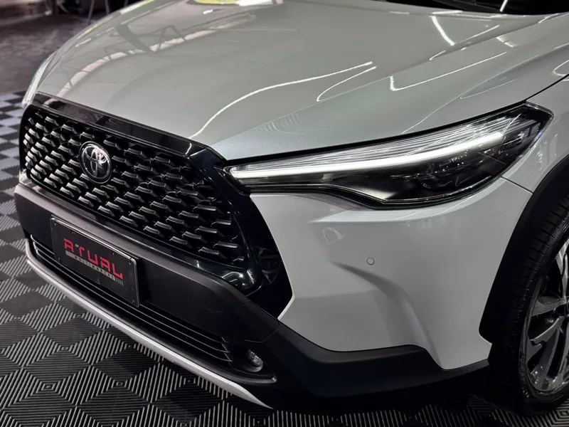 Toyota Corolla Cross Branco