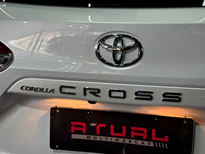 Toyota Corolla Cross Branco