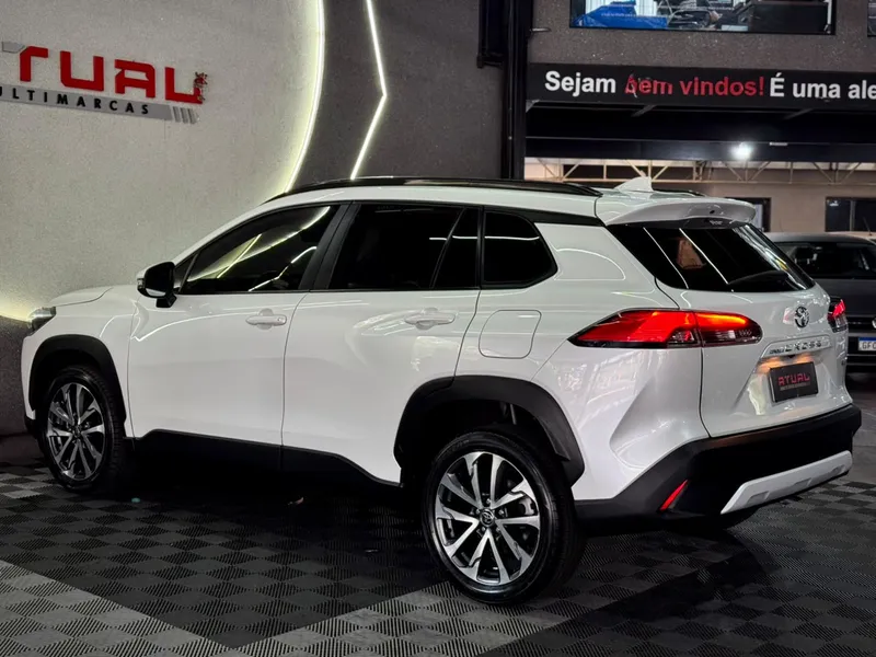 Toyota Corolla Cross Branco