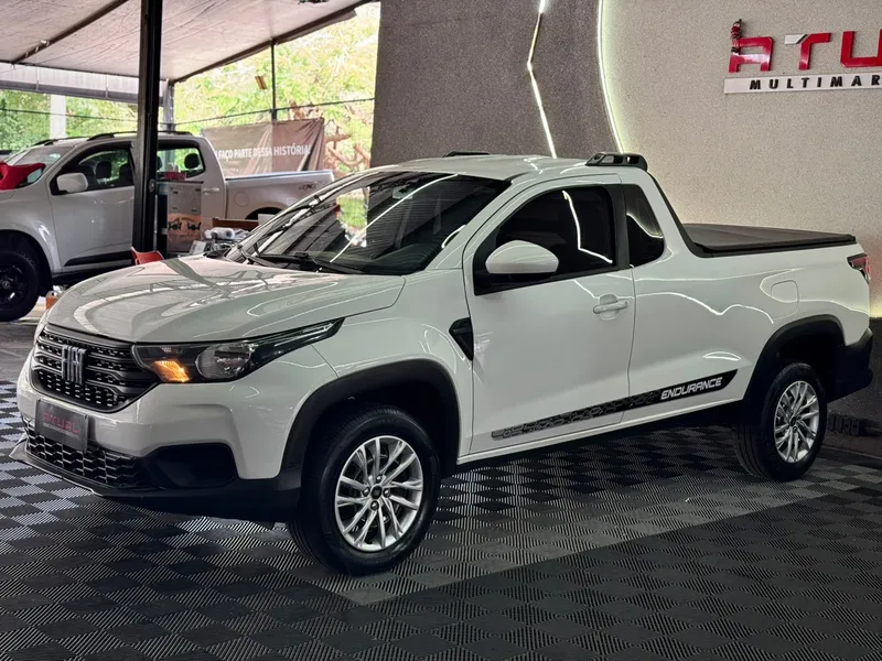 Fiat Strada Branco