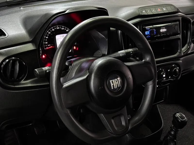 Fiat Strada Branco