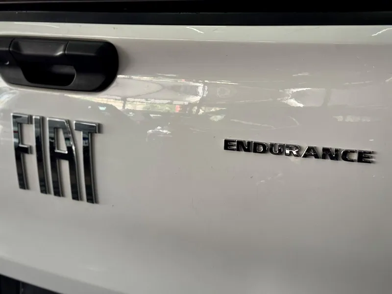 Fiat Strada Branco