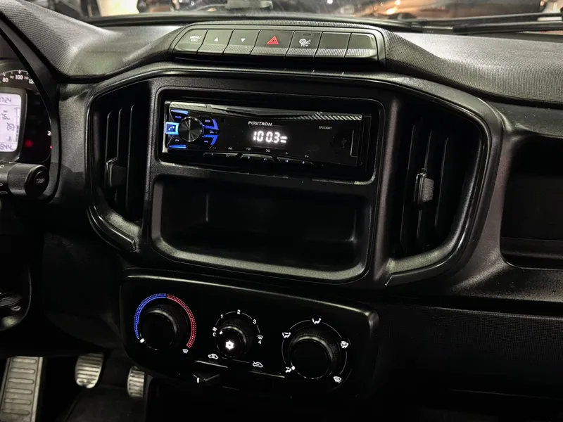 Fiat Strada Branco