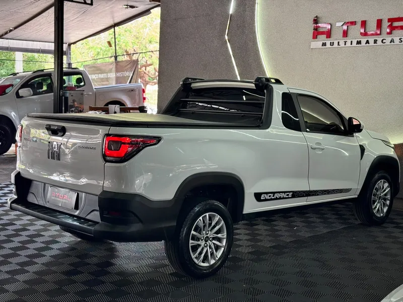 Fiat Strada Branco
