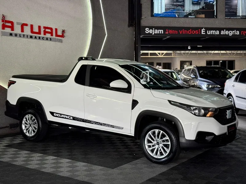 Fiat Strada Branco