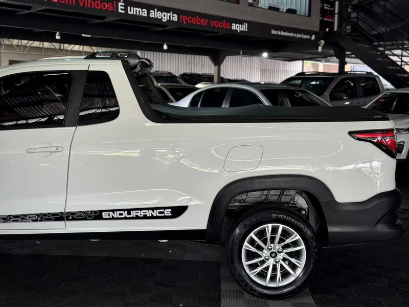 Fiat Strada Branco