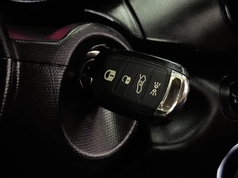 Fiat Argo Preto