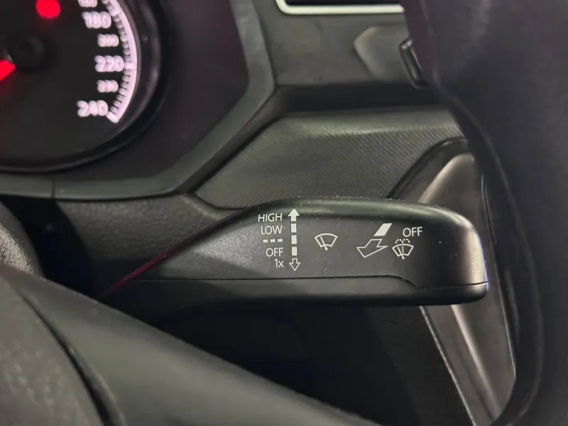 Volkswagen Saveiro Branco