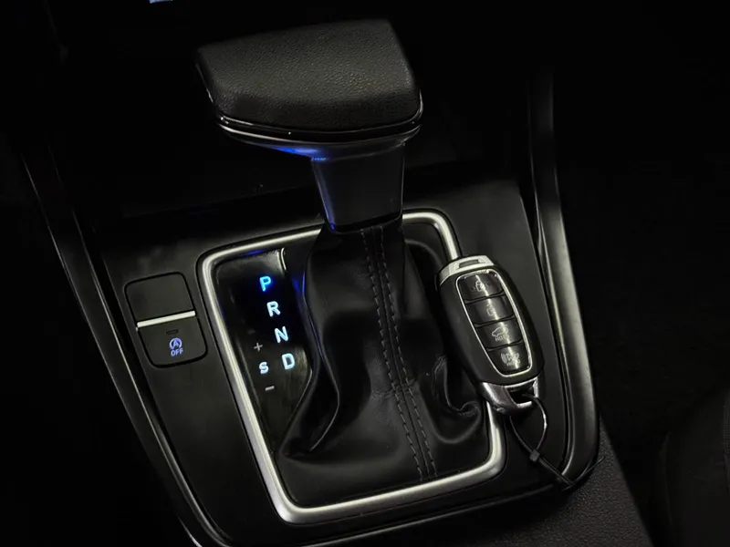Hyundai Creta Cinza