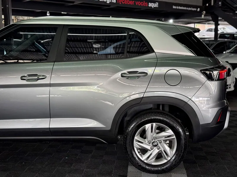 Hyundai Creta Cinza