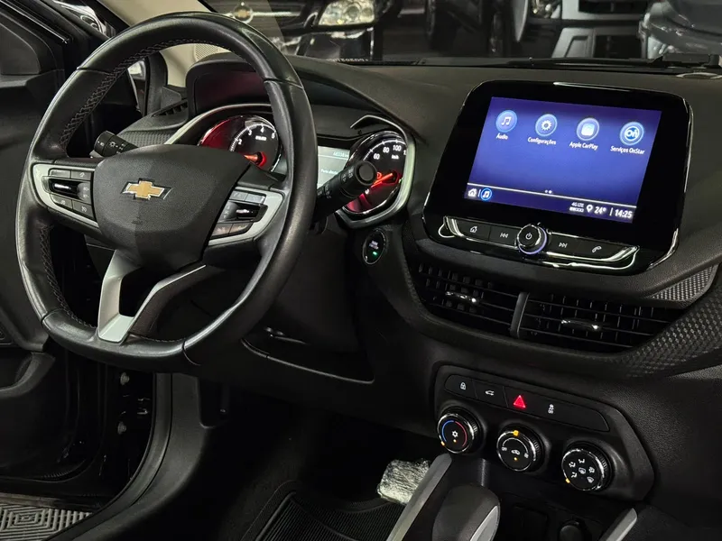 Chevrolet Onix Sedan Preto