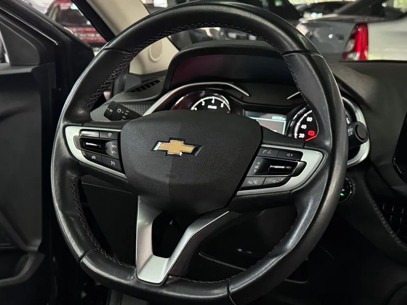 Chevrolet Onix Sedan Preto
