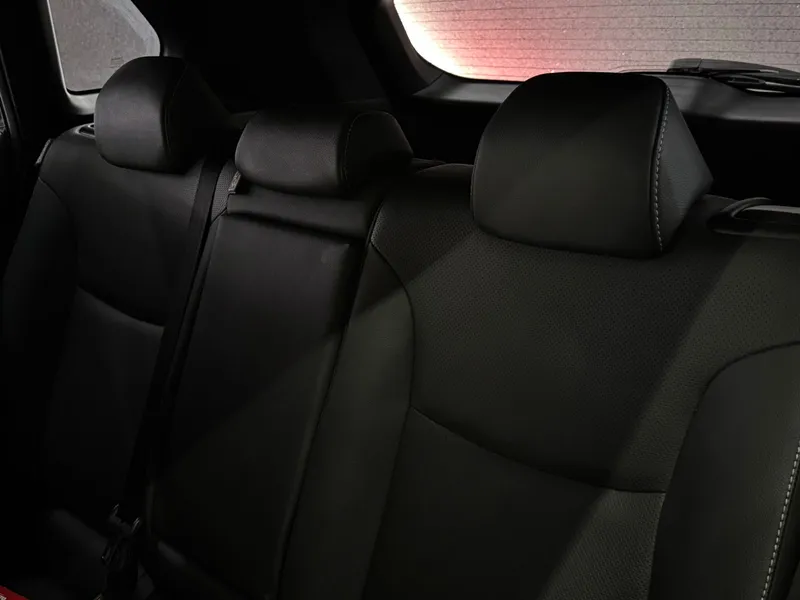 Toyota Corolla Cross Cinza