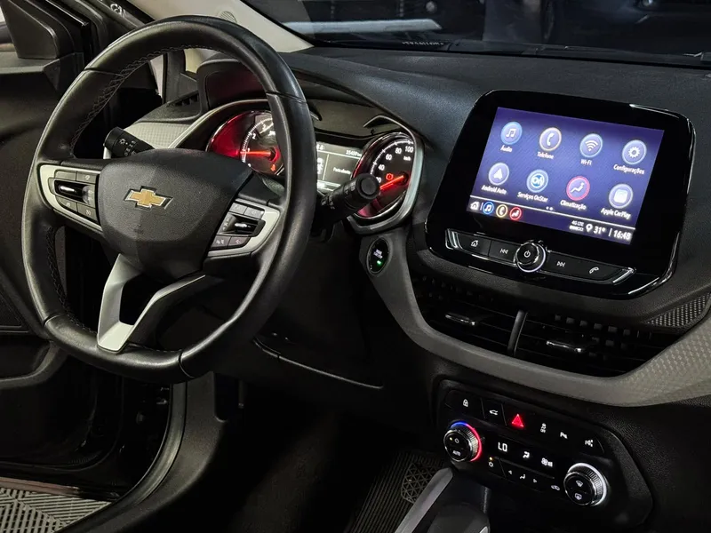 Chevrolet Onix Sedan Preto