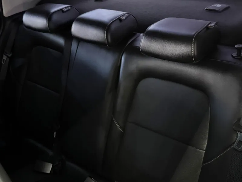 Chevrolet Onix Sedan Preto