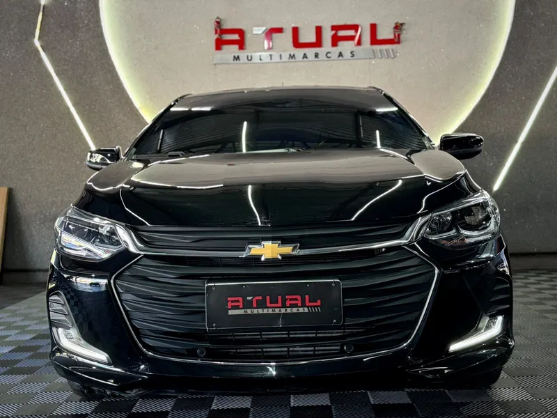 Chevrolet Onix Sedan Preto