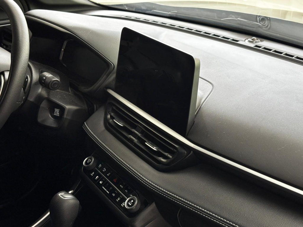 Fiat FASTBACK Preto