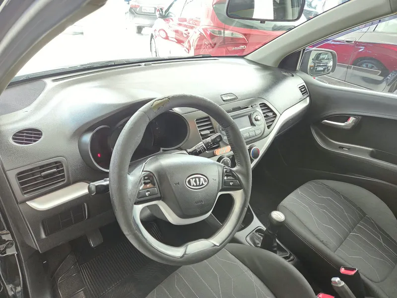 Kia Picanto Preto