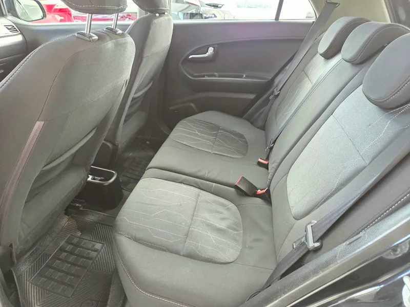 Kia Picanto Preto