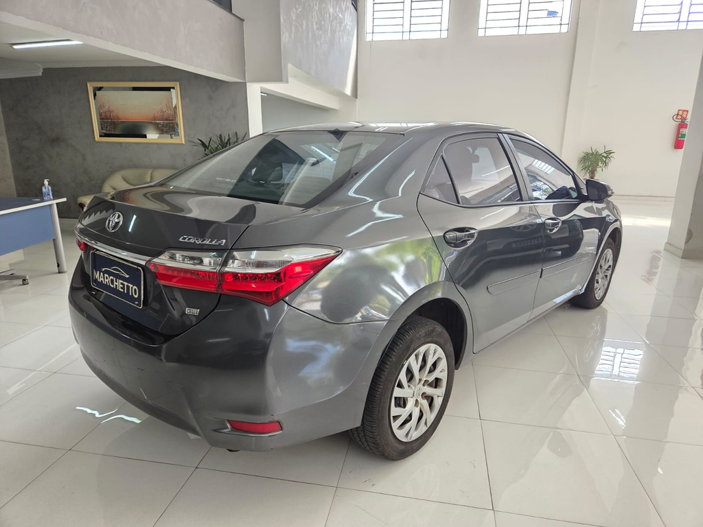 Toyota Corolla Cinza