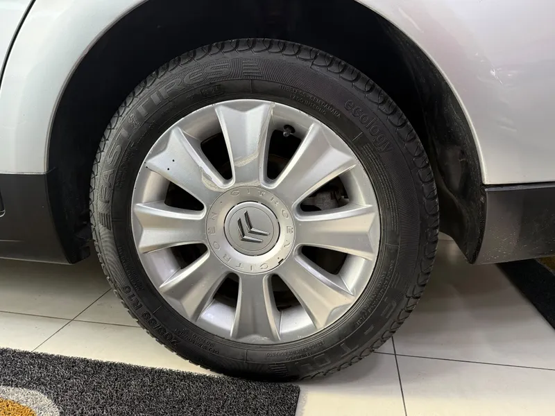 Citroen C4 Pallas Prata