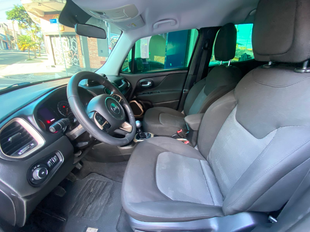 Jeep Renegade Preto