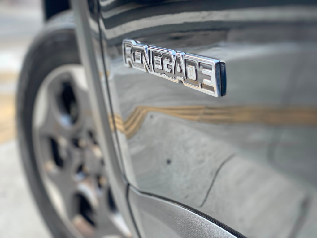 Jeep Renegade Preto