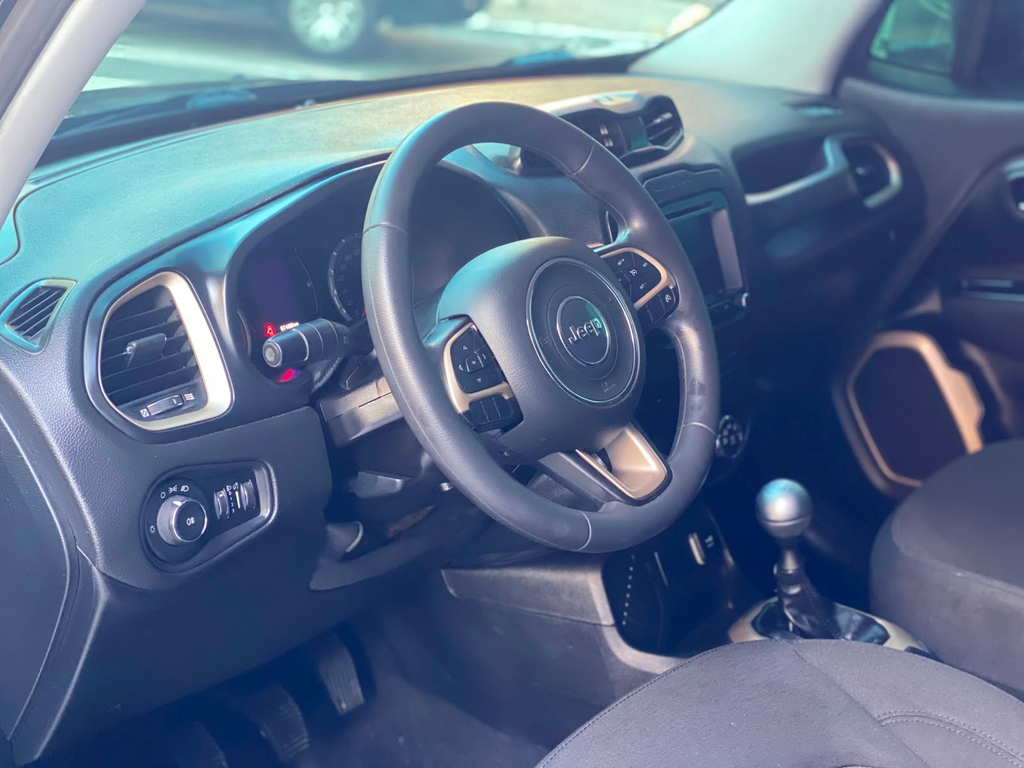 Jeep Renegade Preto
