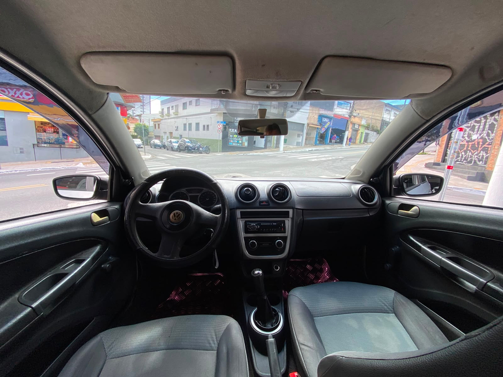 Volkswagen Gol Prata