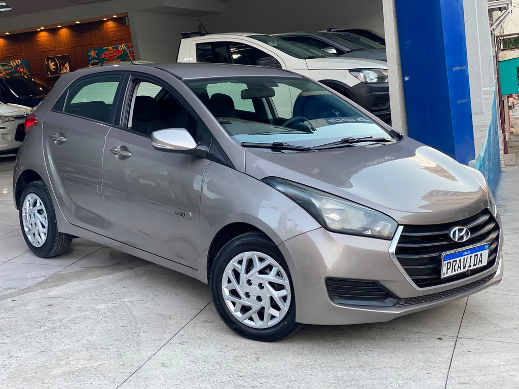Hyundai HB20 Prata