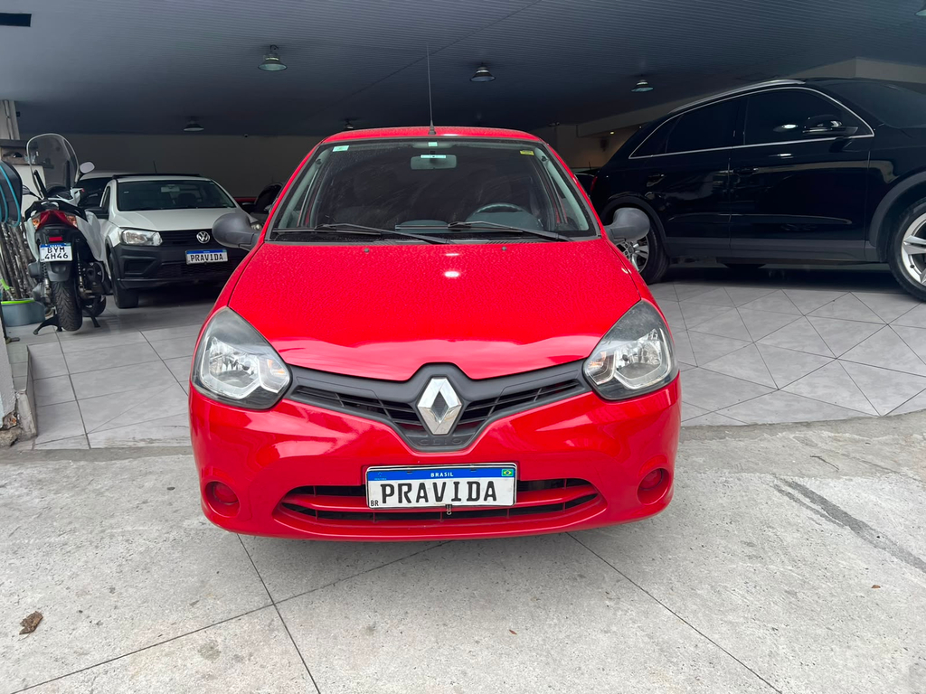 Renault Clio Vermelho
