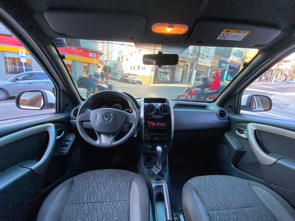 Renault Duster Branco