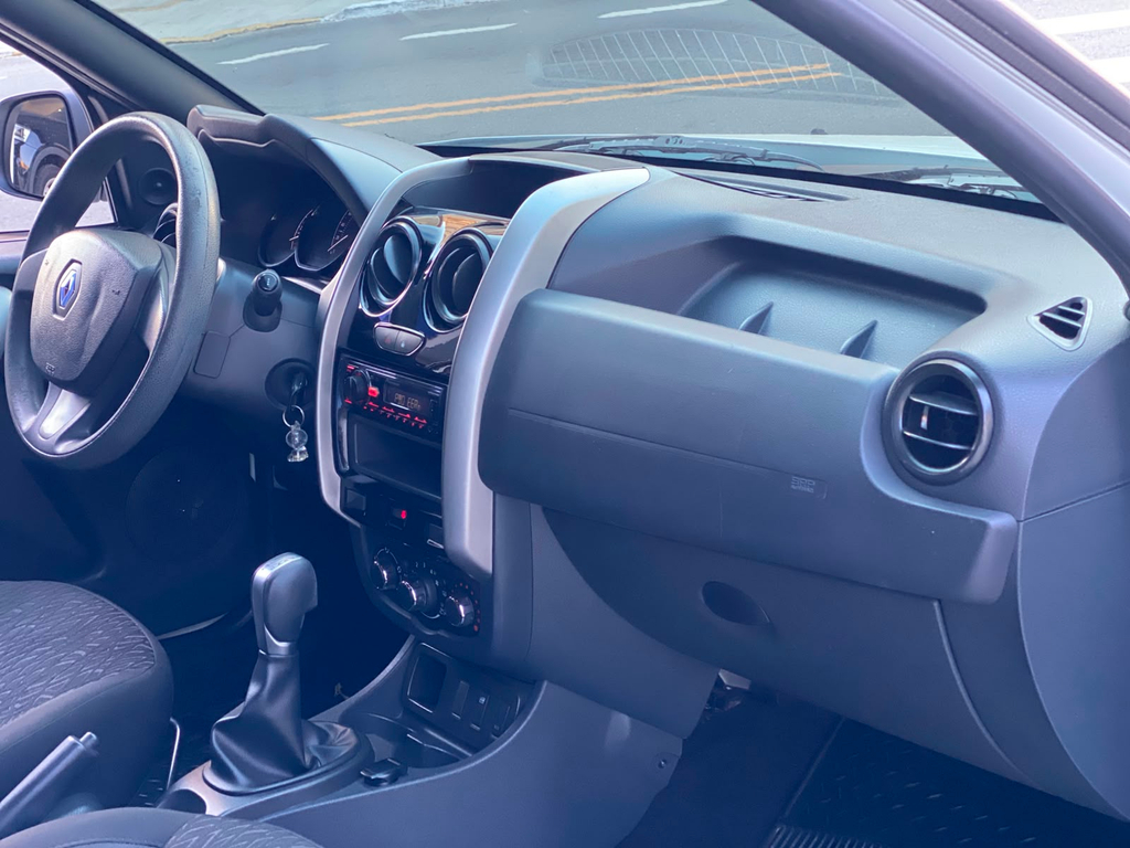 Renault Duster Branco