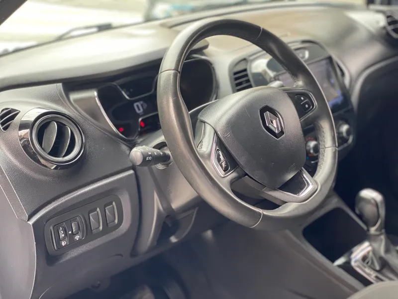 Renault Captur Prata
