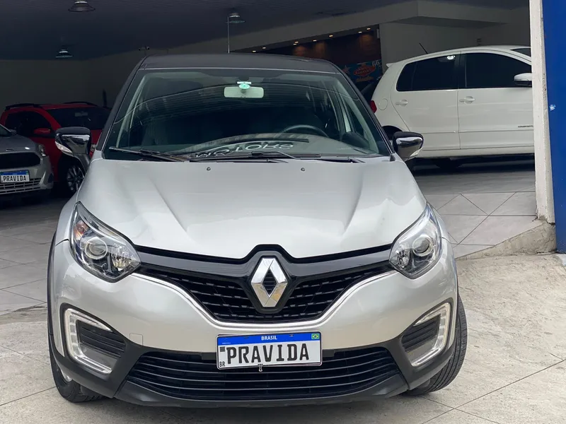 Renault Captur Prata