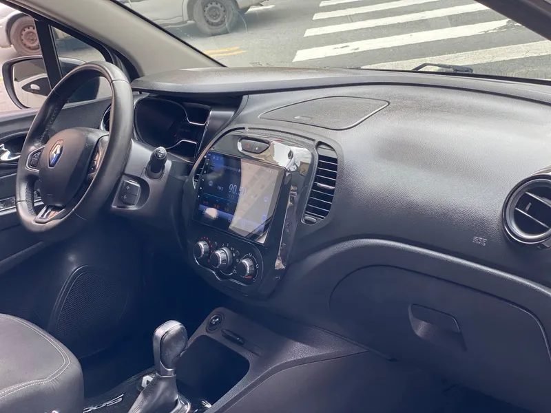 Renault Captur Prata