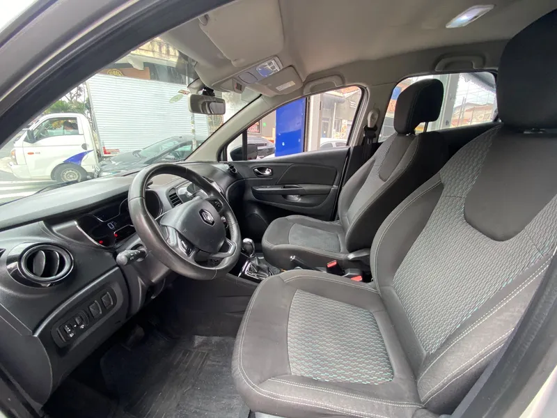 Renault Captur Prata