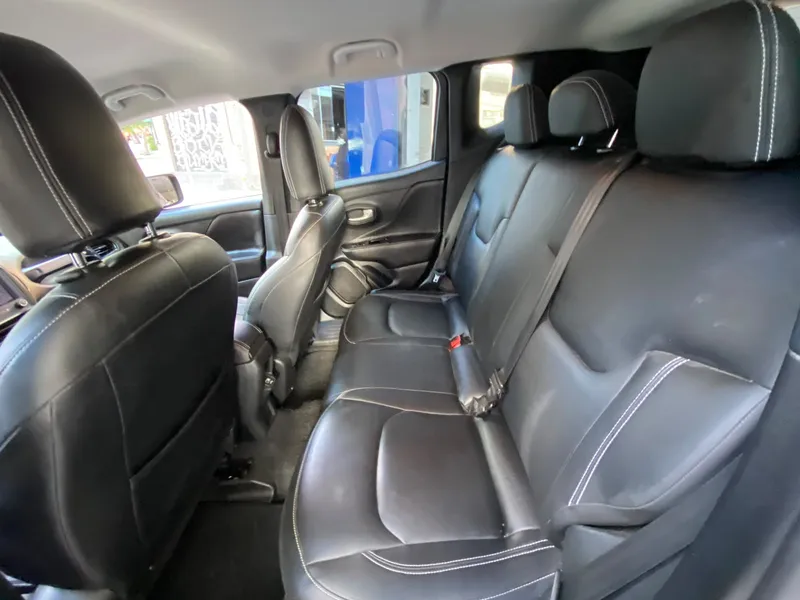 Jeep Renegade Prata