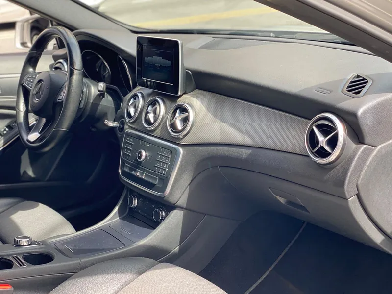 Mercedes Benz Classe GLA Prata