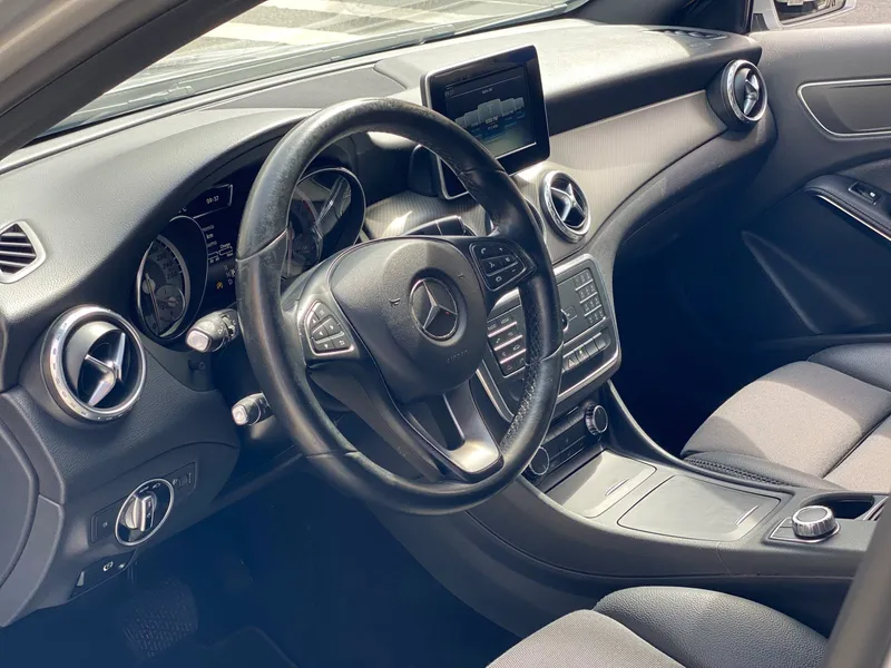 Mercedes Benz Classe GLA Prata