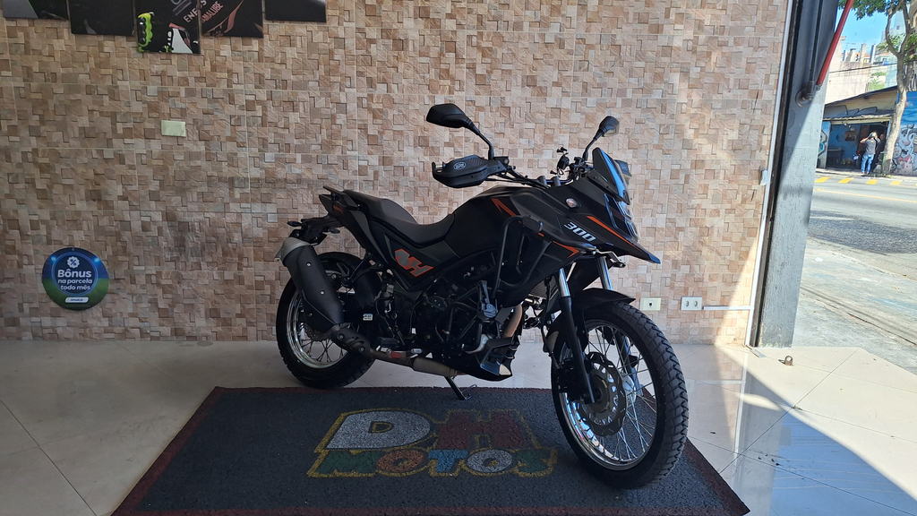 Dafra NH Preto