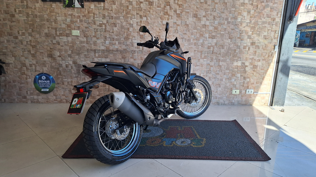 Dafra NH Preto